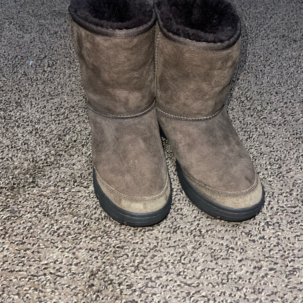 UGG Kids Boots in Brown and Black